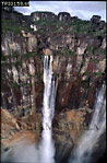 Angel Falls, Preview of: 
aerialSUSA01.jpg 
229 x 345 compressed image 
(86,368 bytes)