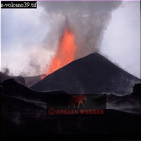 Volcano eruption, Kimanura, volcano03.jpg 
284 x 285 compressed image 
(51,153 bytes)