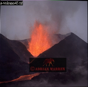 Volcano eruption, Kimanura, volcano09.jpg 
285 x 280 compressed image 
(50,380 bytes)