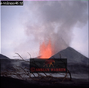 Volcano eruption, Kimanura, volcano10.jpg 
285 x 280 compressed image 
(56,113 bytes)