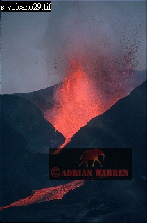 Volcano eruption, Kimanura, volcano32.jpg 
212 x 320 compressed image 
(50,087 bytes)