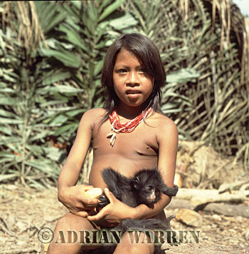 AW_Waorani06, Waorani Indians : Girl with a Spider Monkey pet, rio Cononaco, Ecuador, 1983